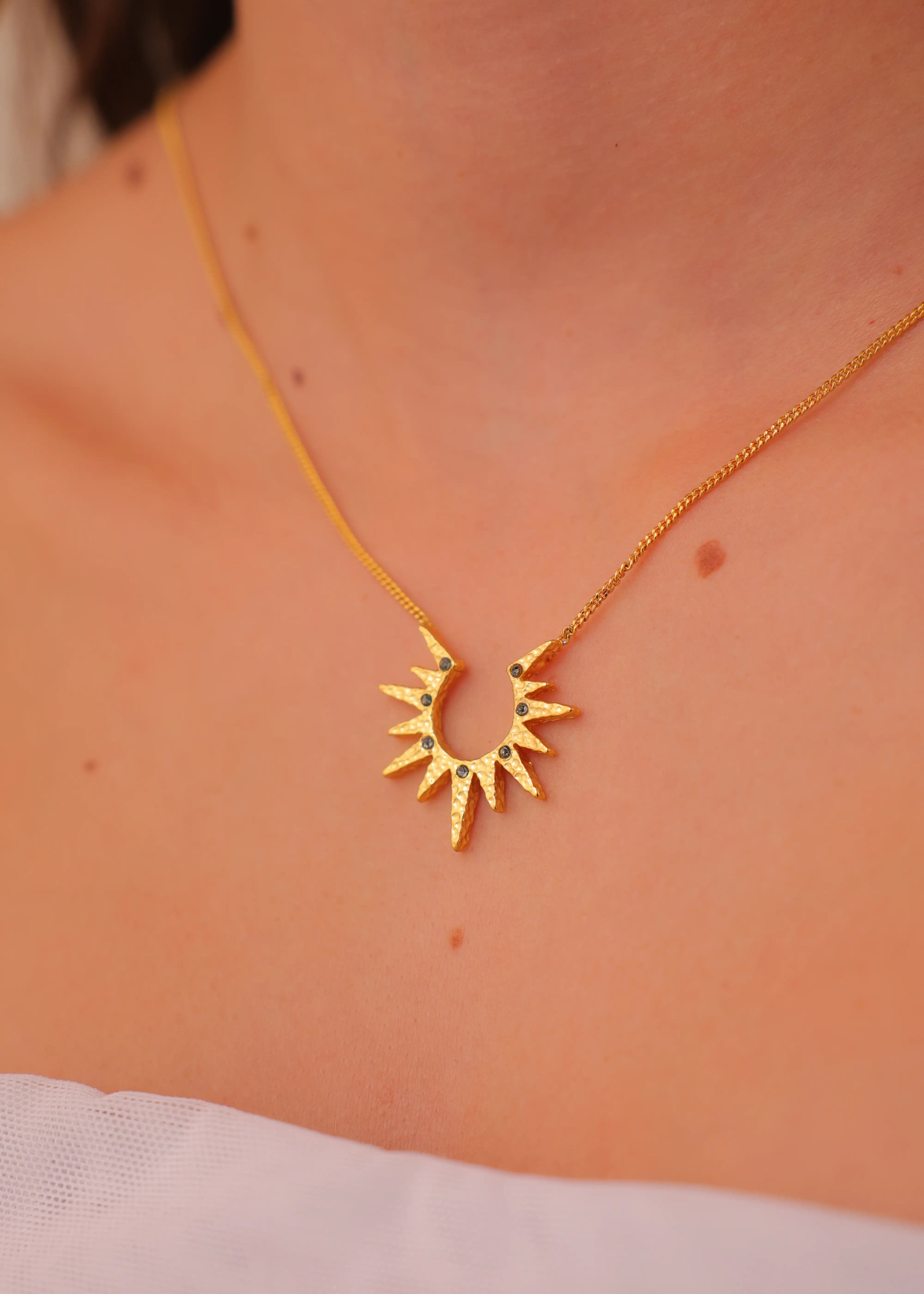 Collar Sol Evolución