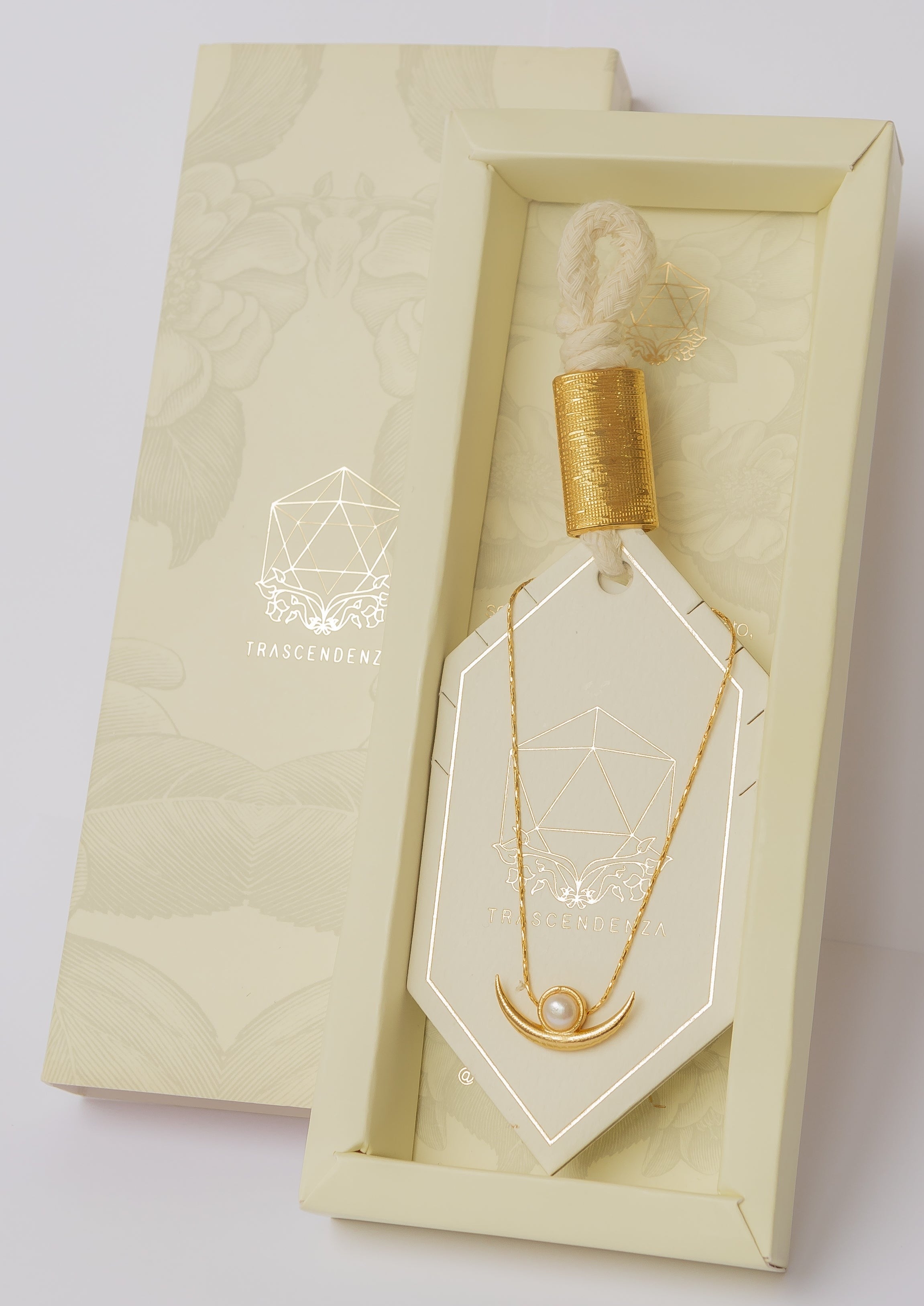 Collar Luna que guía