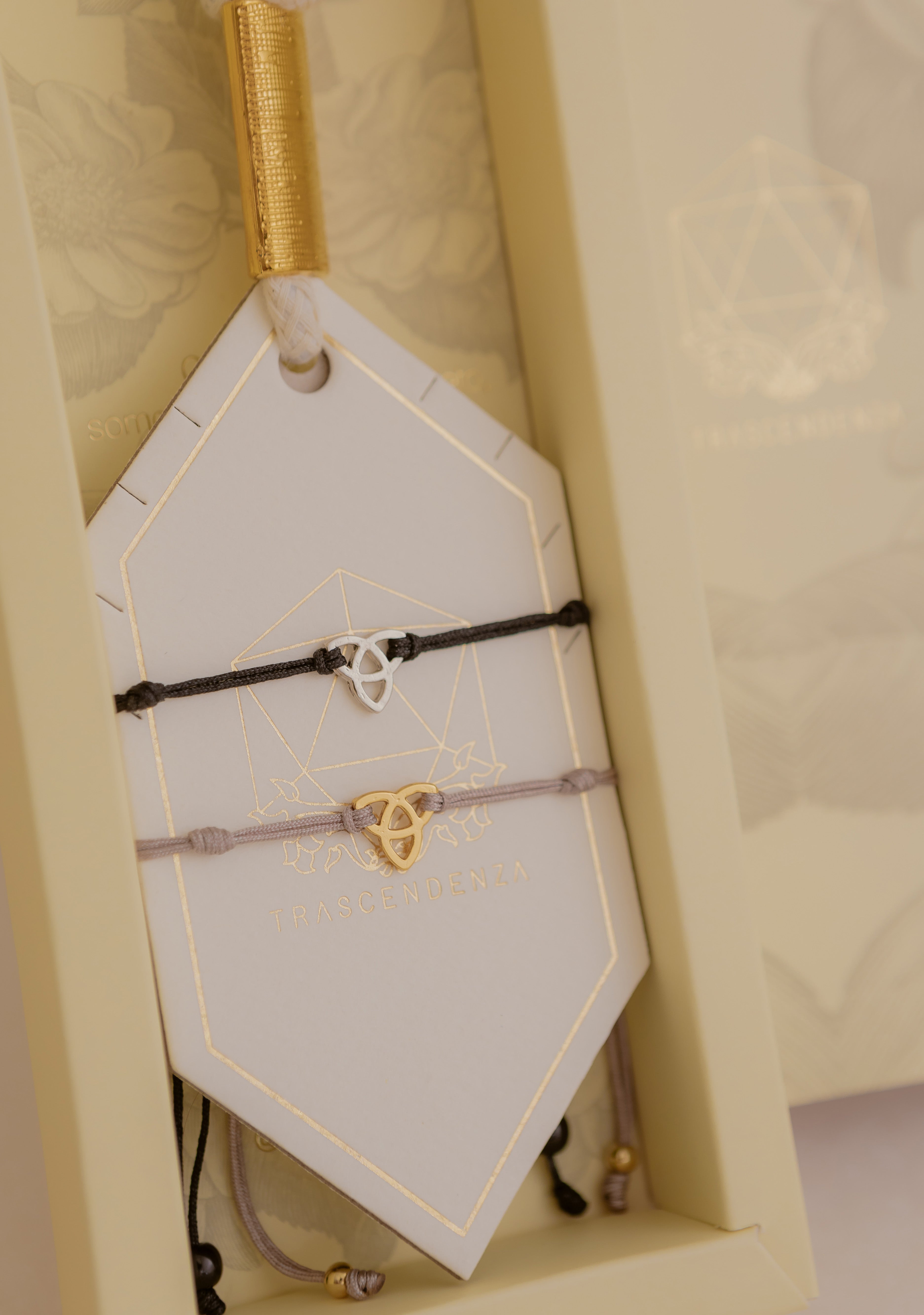 Pacto Amar, Honrar y Proteger (Set x 2 Pulseras) - Plateado.