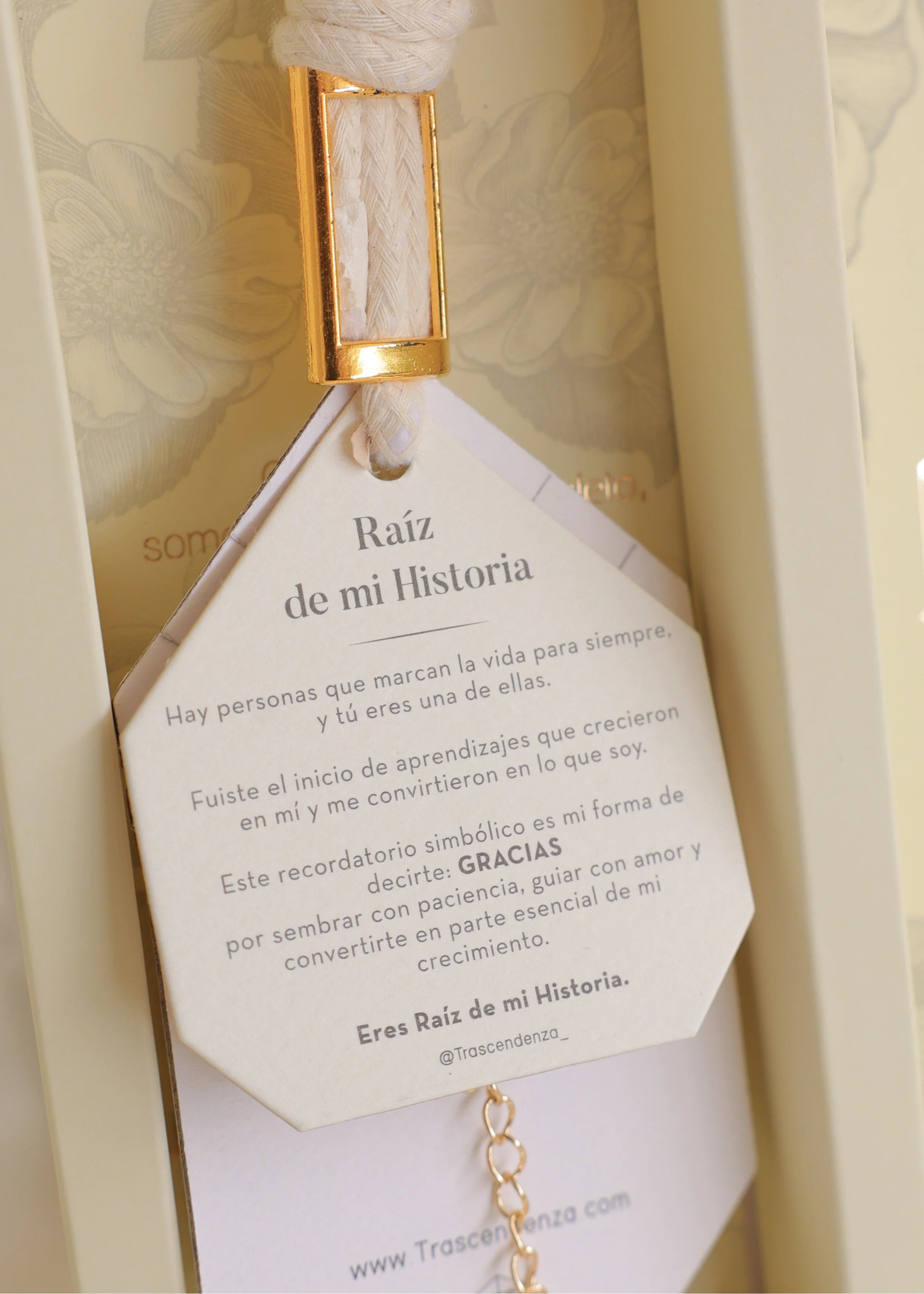 Collar Raíz de mi Historia