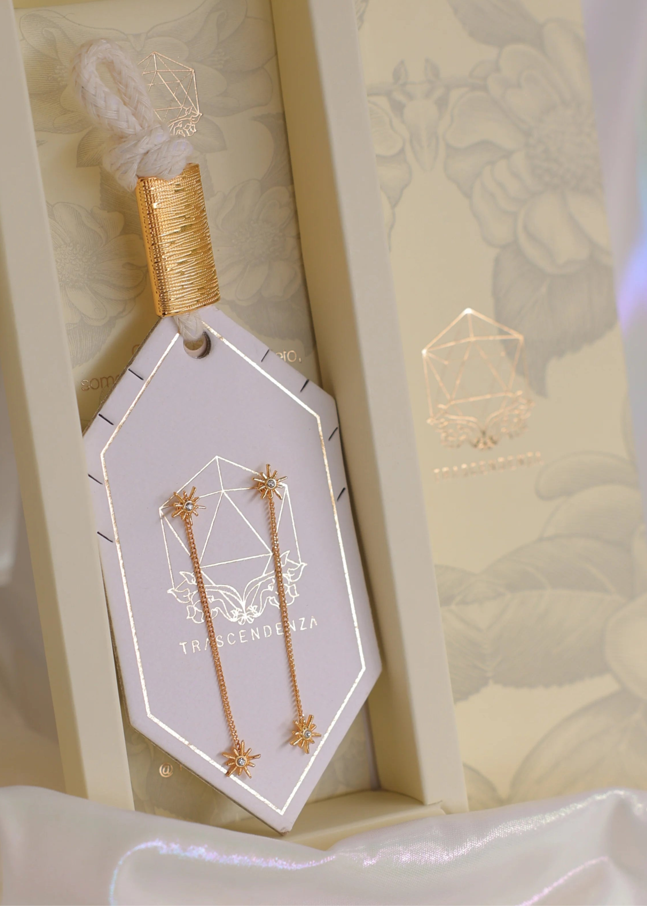 Aretes Intercambiables: Constelaciones Oro