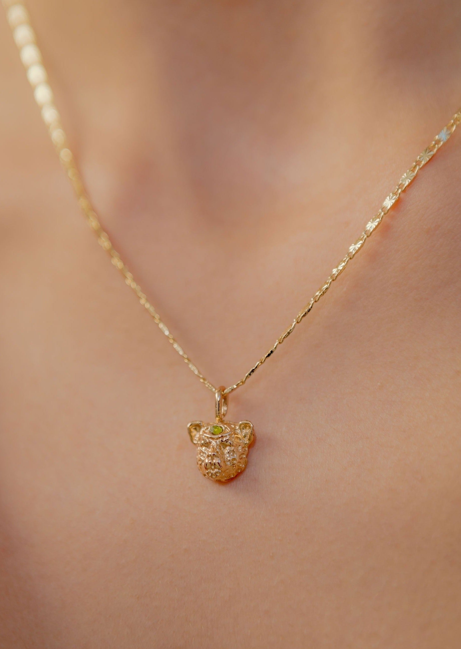 Collar Jaguar Tótem Renovación