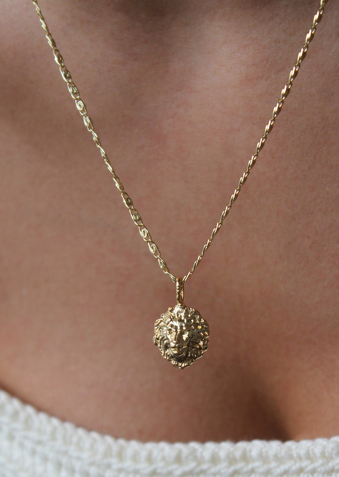 Collar León Tótem Valentía