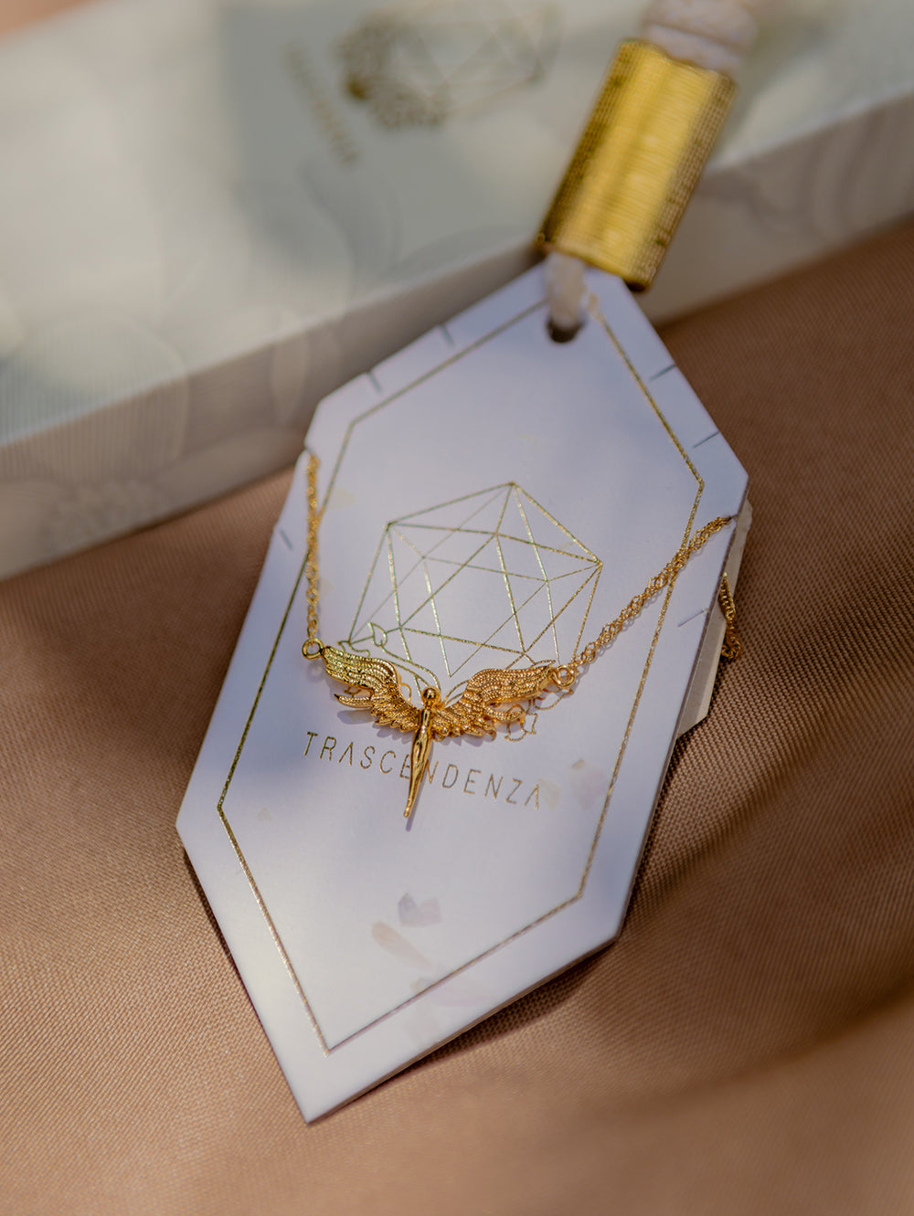 Collar Ángel Omnipresente