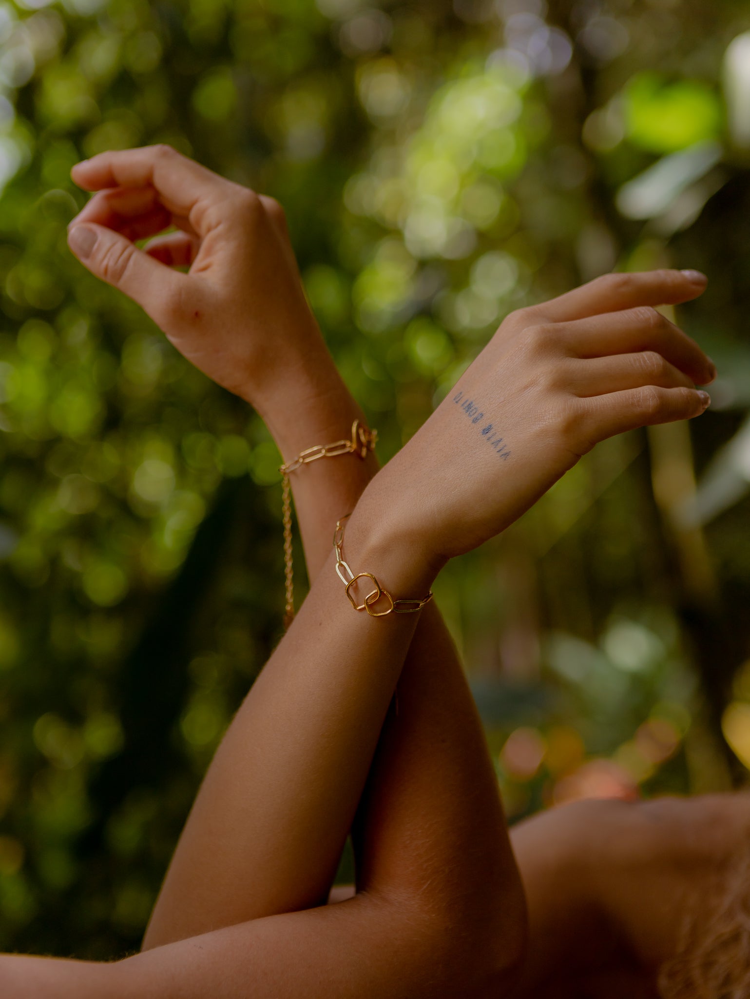 Pacto Hermanas  (Set x 2 Pulseras)