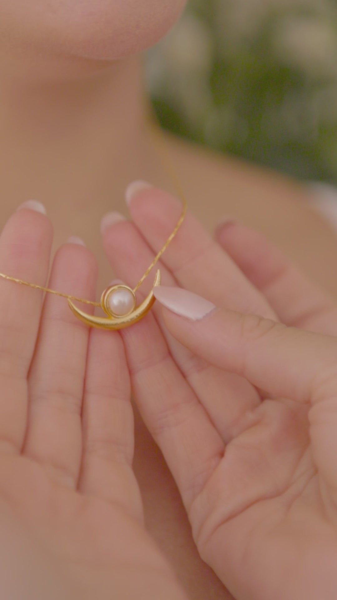 Collar Luna que guía